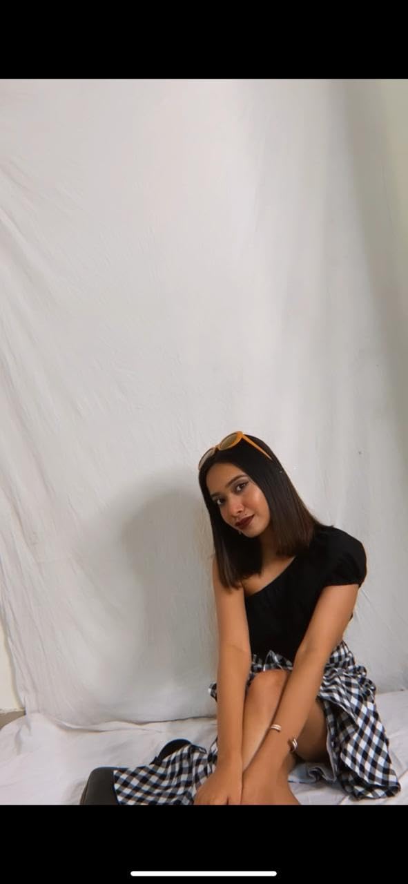 MARCEL & MAE │ One-Shoulder Balloon Sleeve Crop Top │ Puffy Blouse with Ruffle Hem │ Stylish & Flowy for Day-to-Night Looks (US, Alpha, X-Small, Regular, Regular, Black)