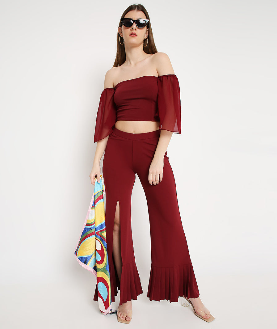 Wine Slit Pants with Pleated Bottoms