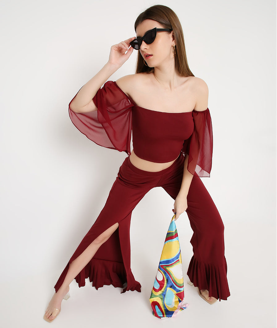 Wine Slit Pants with Pleated Bottoms